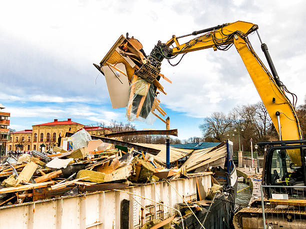 Best Local Junk Hauling  in Delano, CA